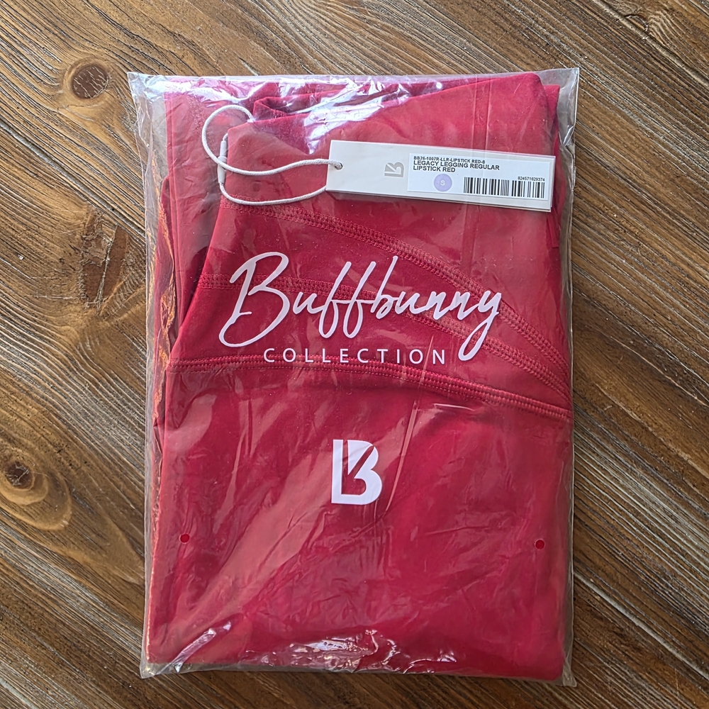 BuffBunny Lipstick Red Legacy Leggings